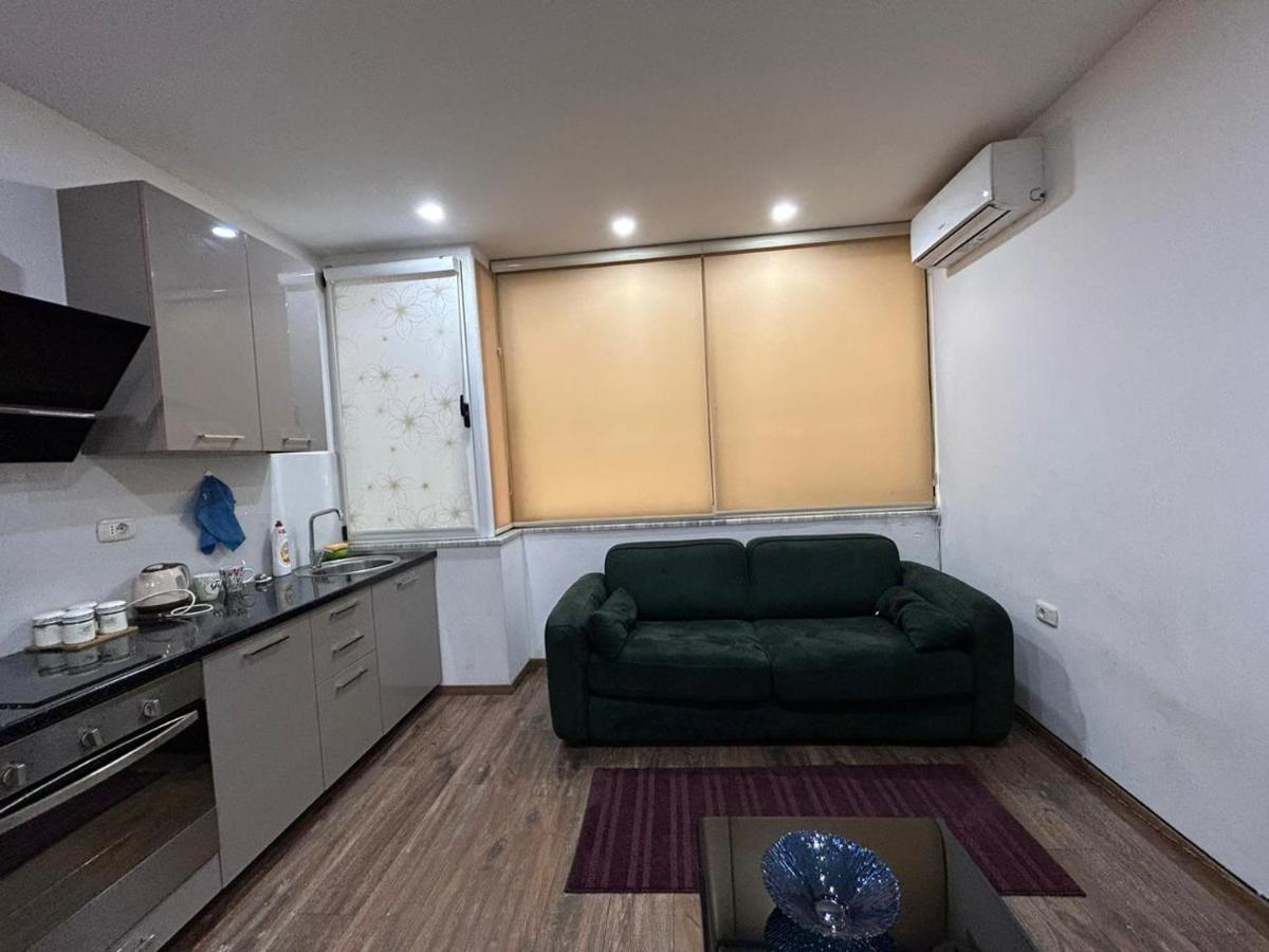 Marias Home In Blloku, Tirana Exterior photo